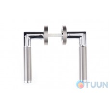Linea Cali handle, Karina, on 102 round rosette, matt nickel/chrome