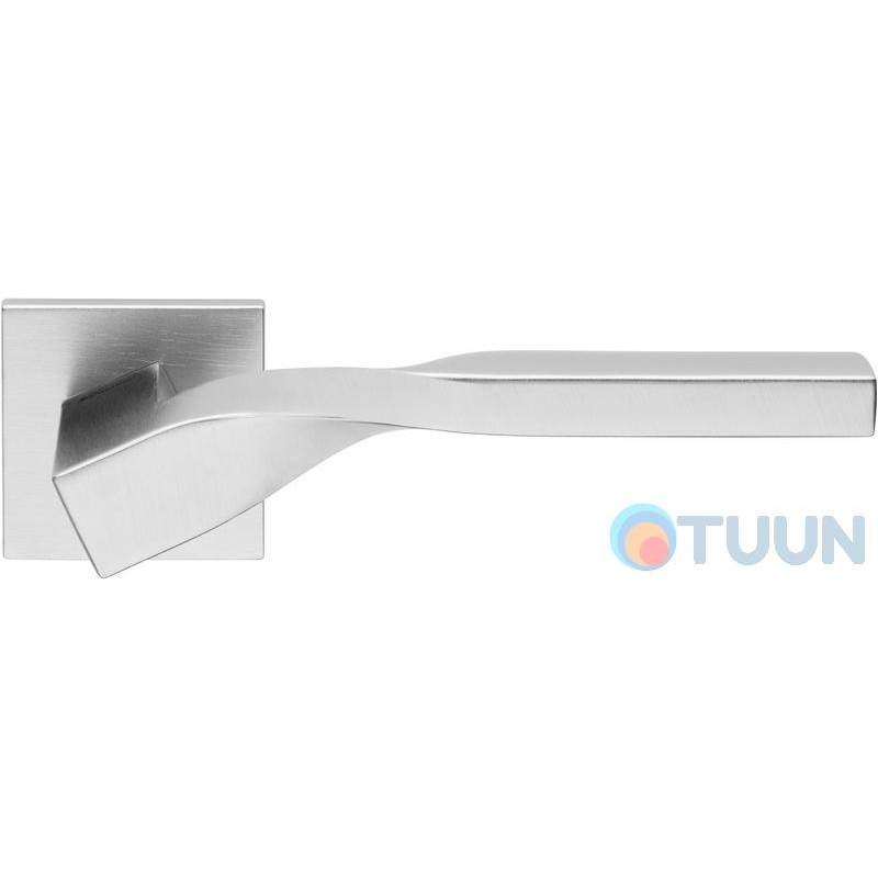 Linea Cali handle, Twist, on 88 square socket, matt chrome