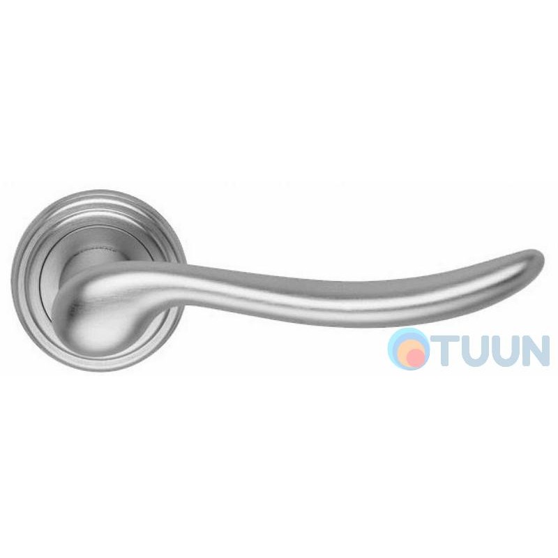 Linea Cali handle, Beta, on 11 round rosette, matt chrome