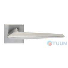 Ilavio handle, 2386, on square socket, matt chrome