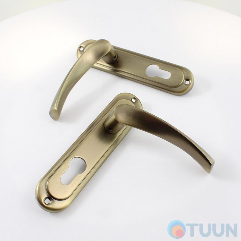 Bravo 162 handle on the bar, matte antique brass, cl (for mech. 1025)