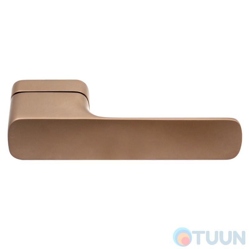 Дверна ручка на розетці M&T Minimal2.0 147858 Left TIN-B титан/коричневий матовий, в комплекті з WC
