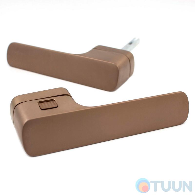 Дверна ручка на розетці M&T Minimal2.0 147841 Right TIN-B титан/коричневий матовий, в комплекті з WC