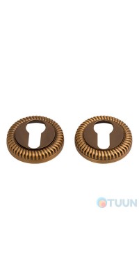 Cl R39 matte coffee overlay Chiara, Aurelia