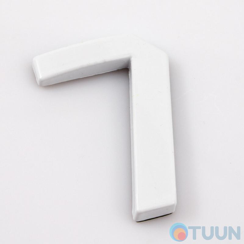 Arino Number 7 plastic white